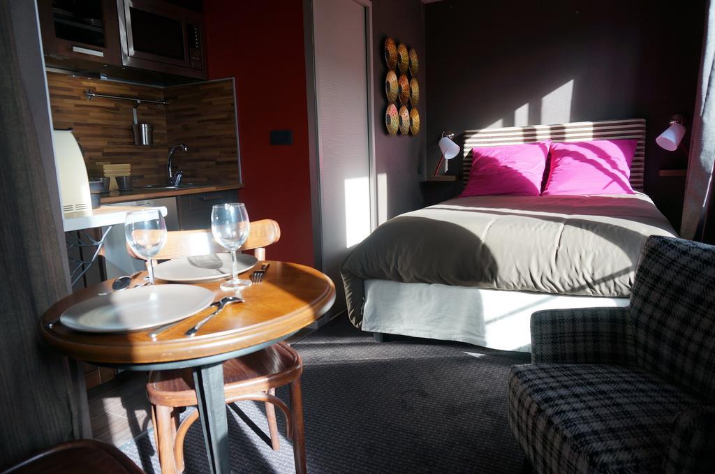 Le 84 Sainte-Cath' Apartment Lille Room photo